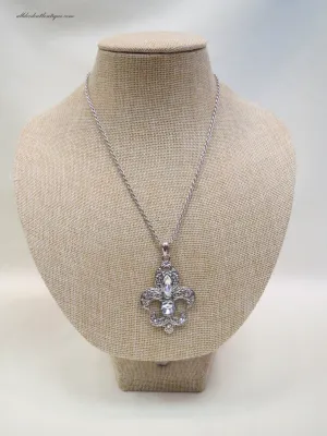 ADO | Fleur De Lis Necklace Silver