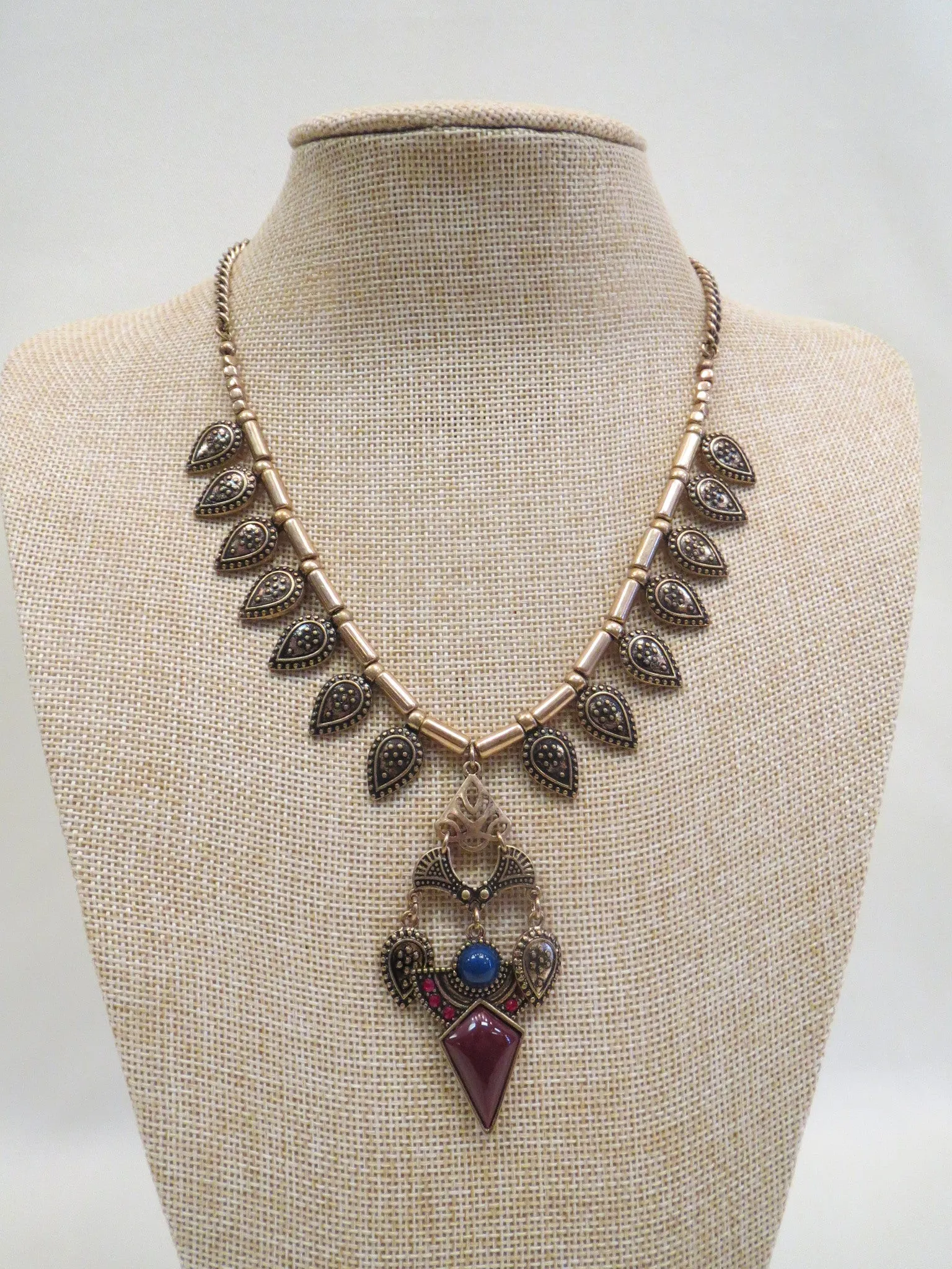 ADO | Tribal Pendant Necklace Gold Multi