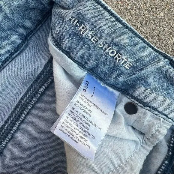 AEO Hi Rise Shortie Crochet Pocket Frayed Jean Shorts 360 Super Stretch Size 4