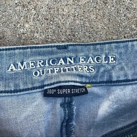 AEO Hi Rise Shortie Crochet Pocket Frayed Jean Shorts 360 Super Stretch Size 4