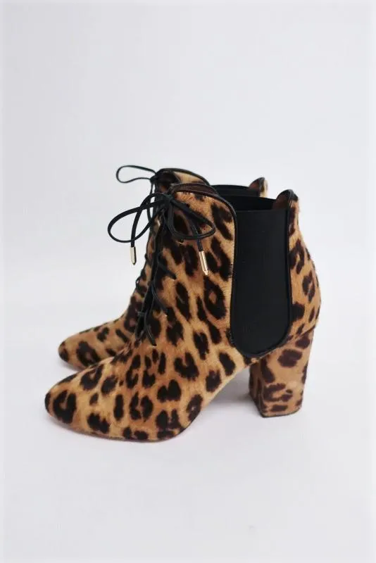 Aquazzura Ankle Boots Victoria Leopard Print Calf Hair Size 37 Lace-Up Booties