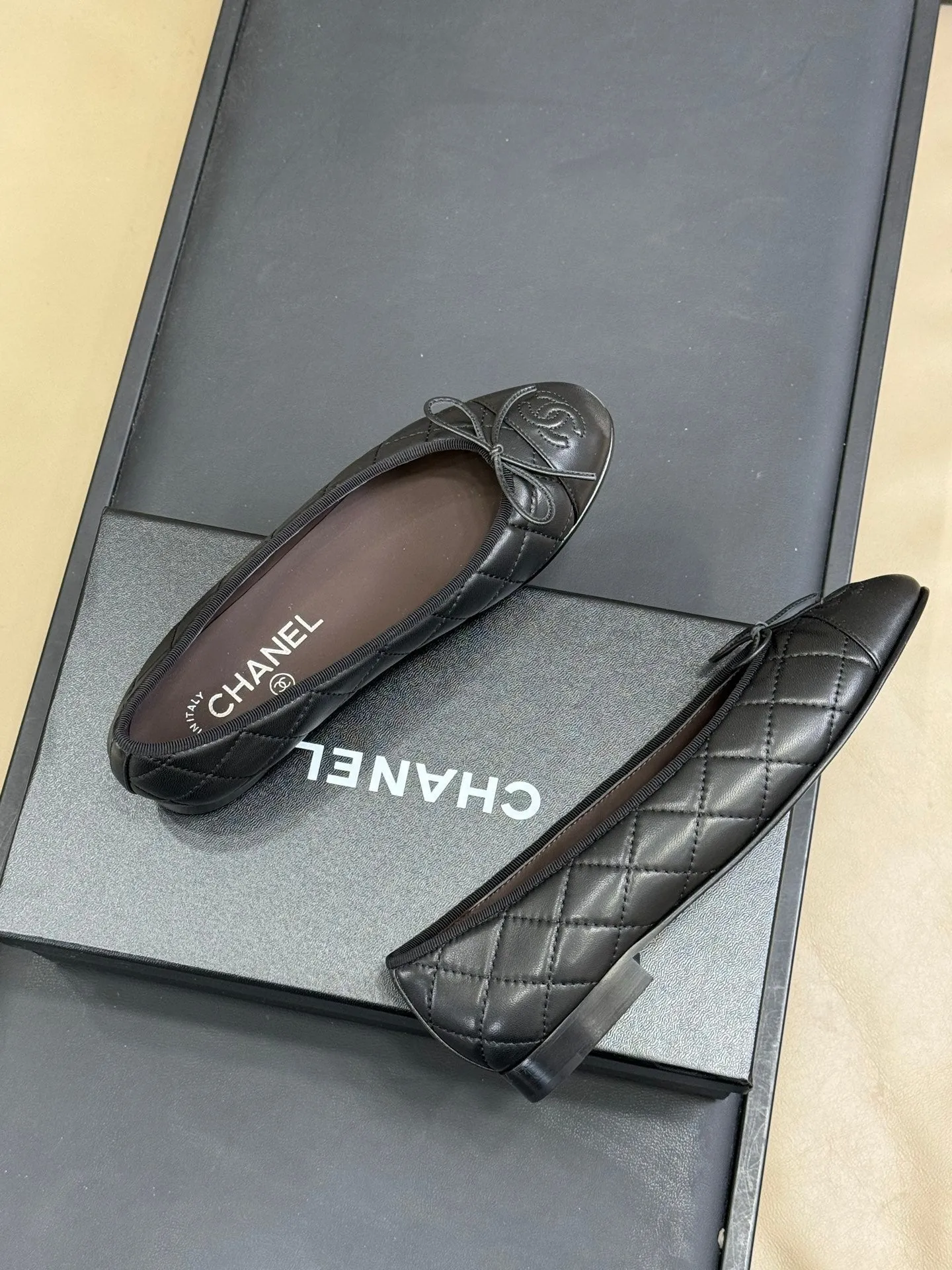 CC Classic Ballet Flats Black Quilted Lambskin 282278