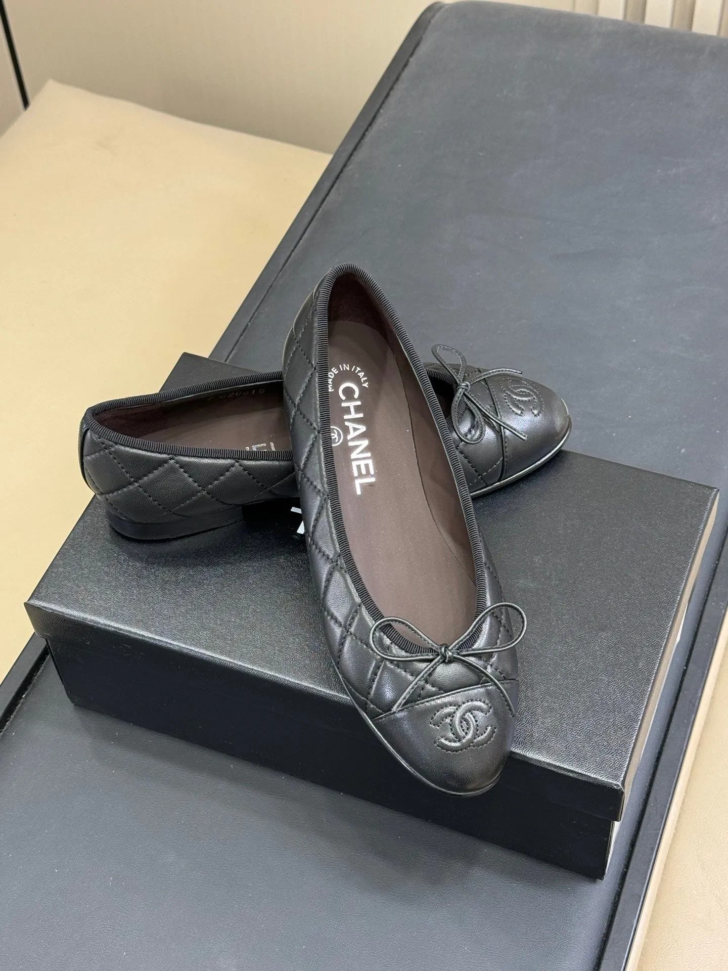 CC Classic Ballet Flats Black Quilted Lambskin 282278