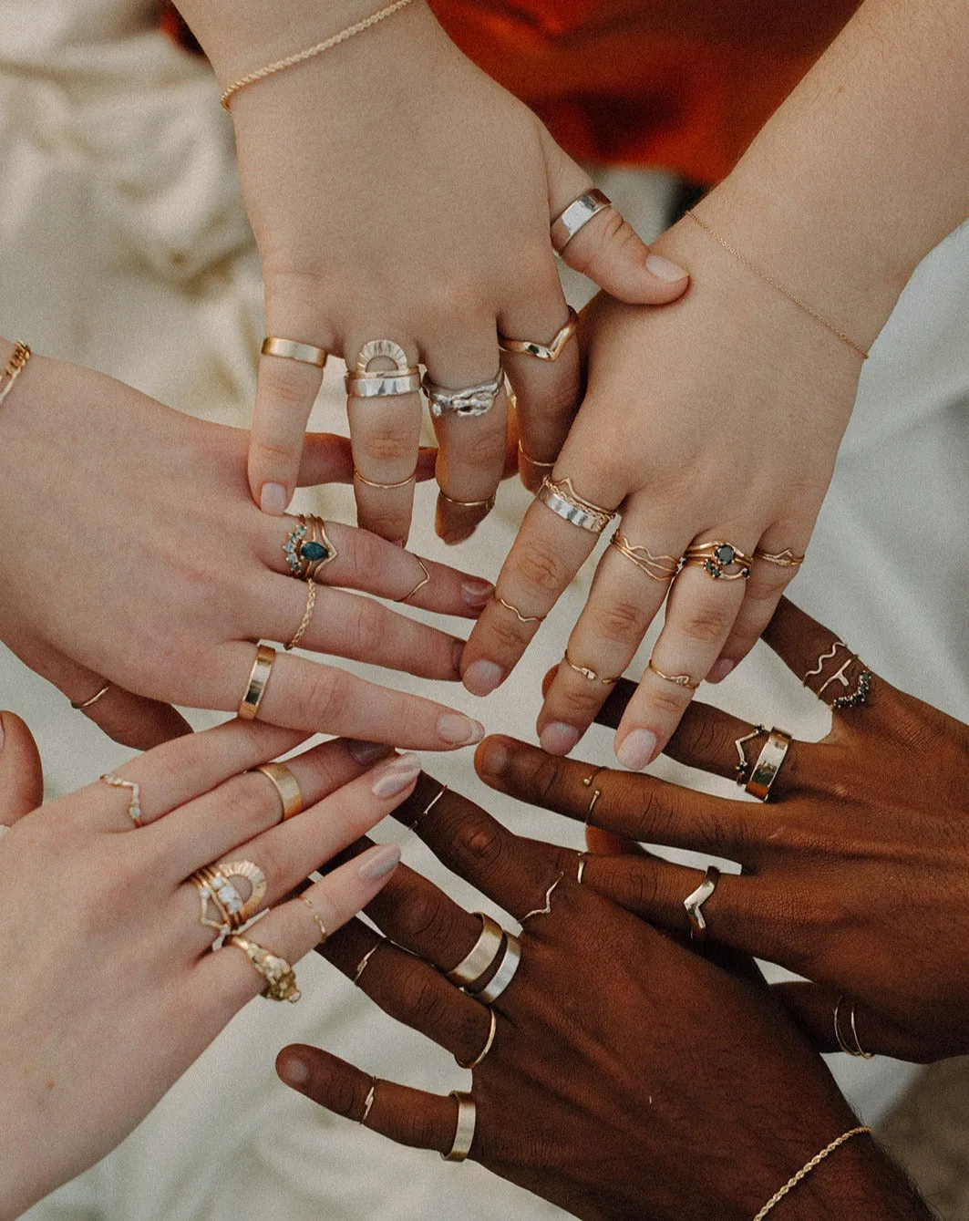Classic Pointed Band | Recycled 14k Gold