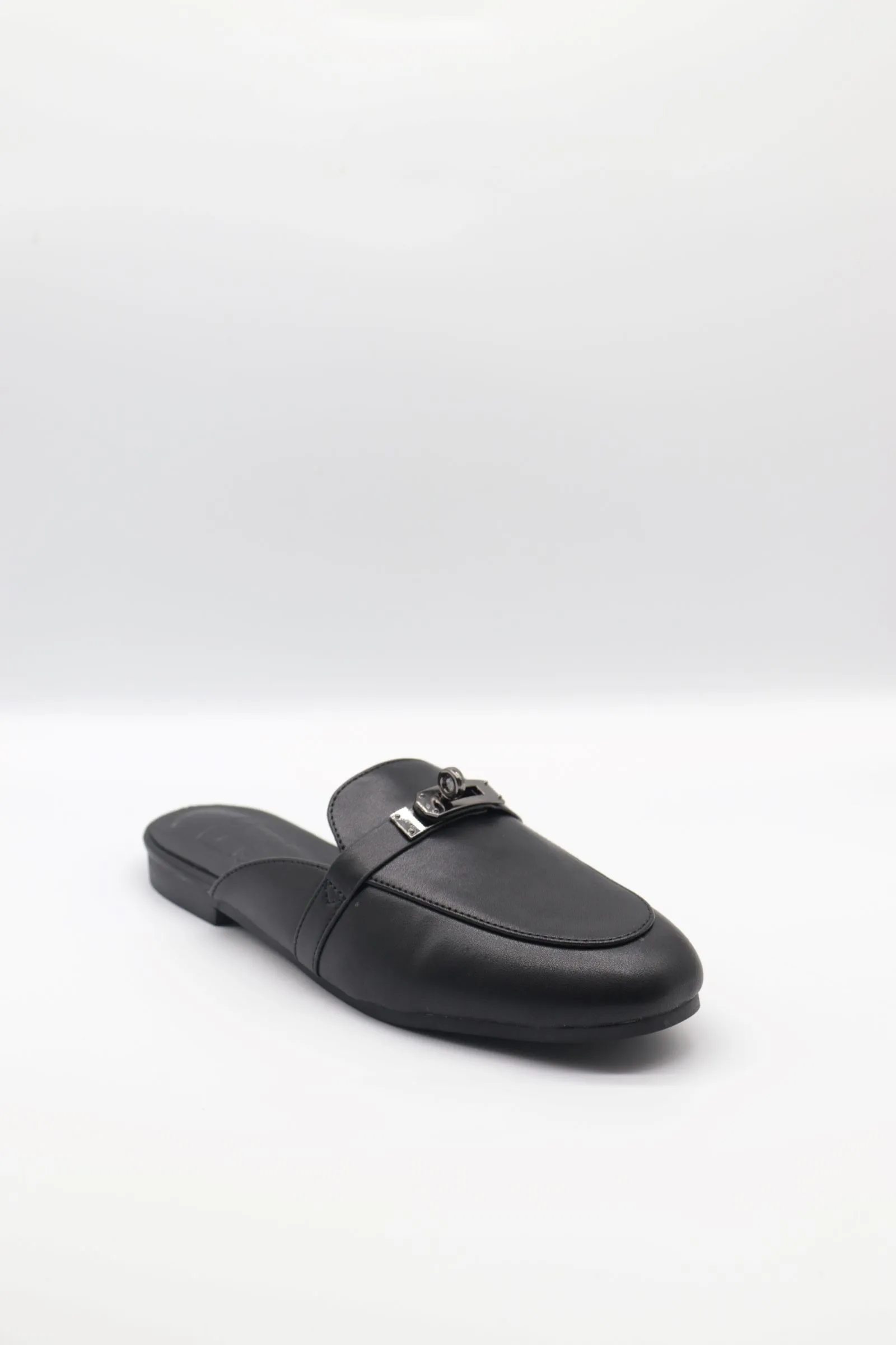 Flat Mule