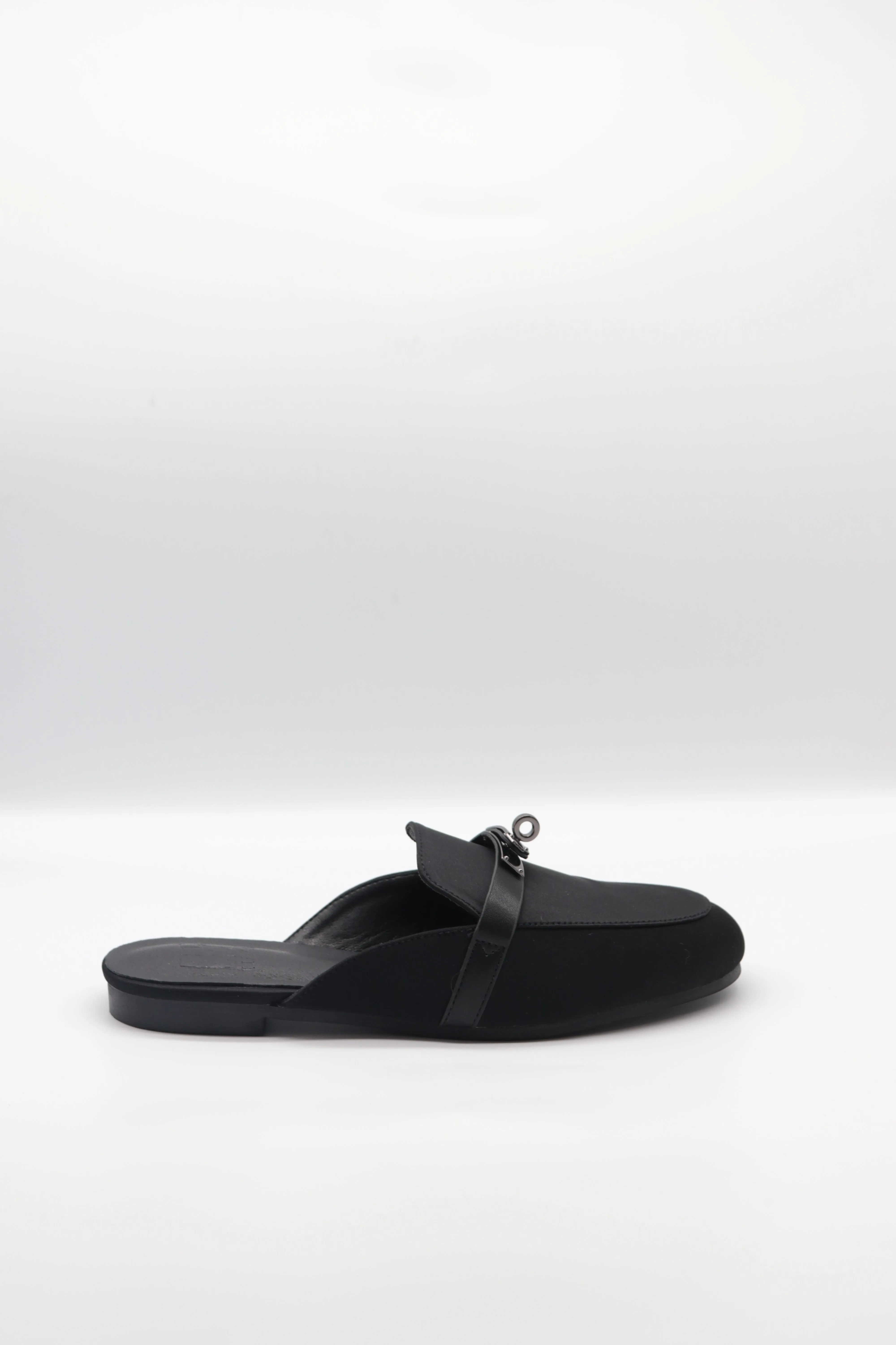 Flat Mule