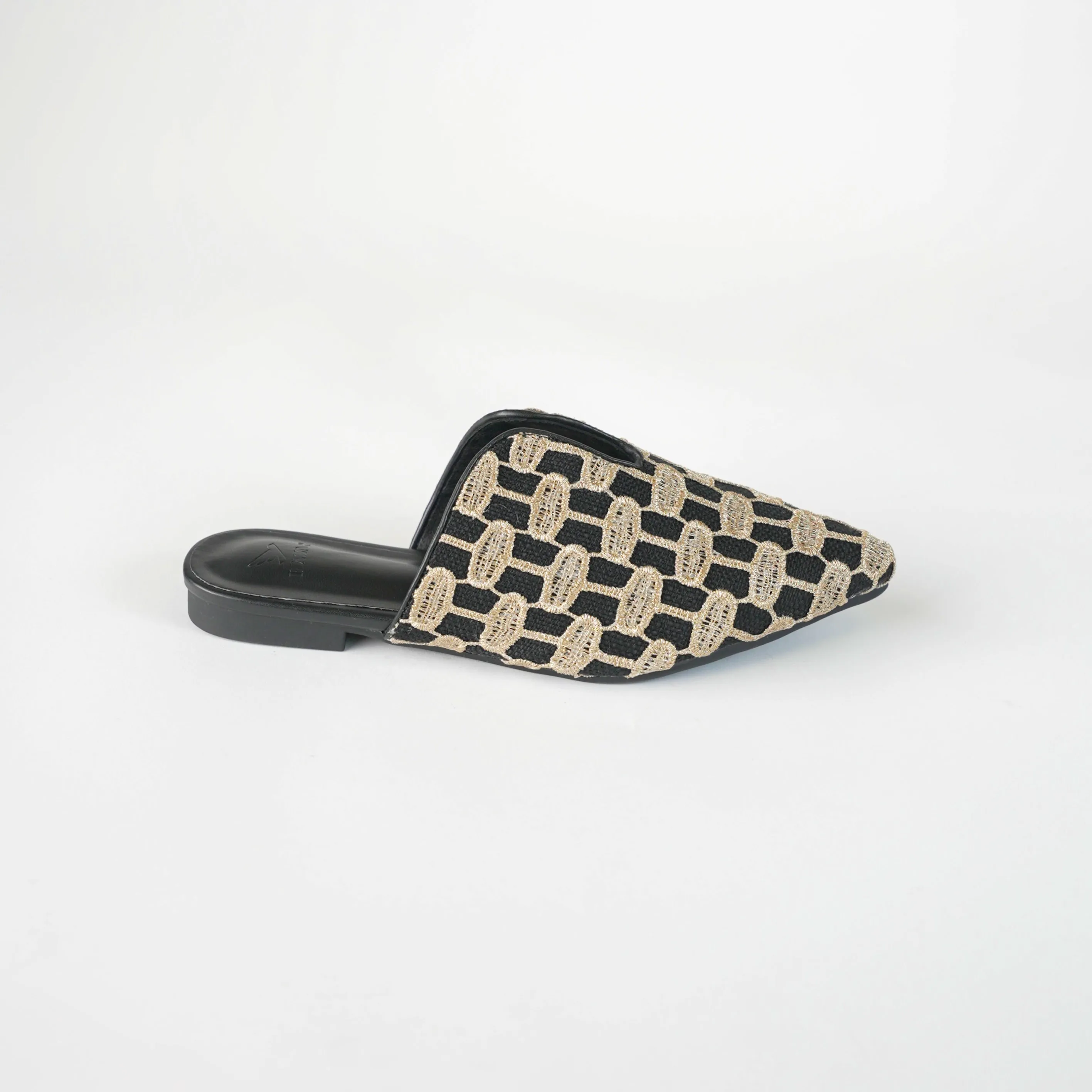 Flat mule