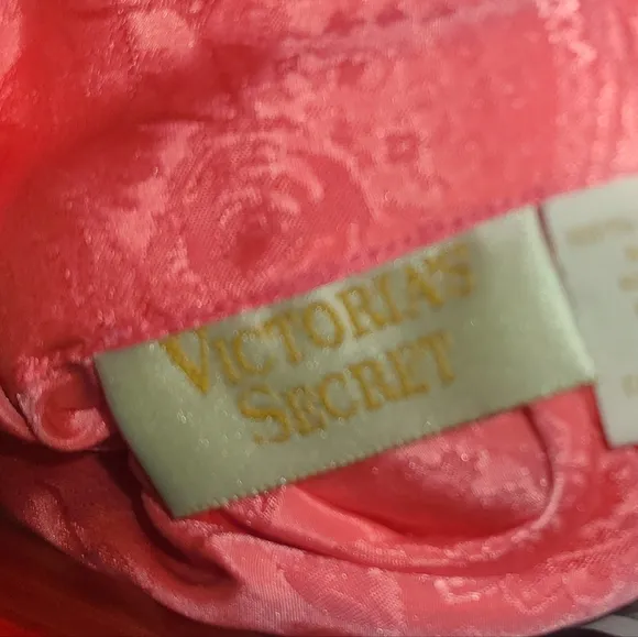 GOLD LABEL Victoria's Secret Vintage VS Robe M/L