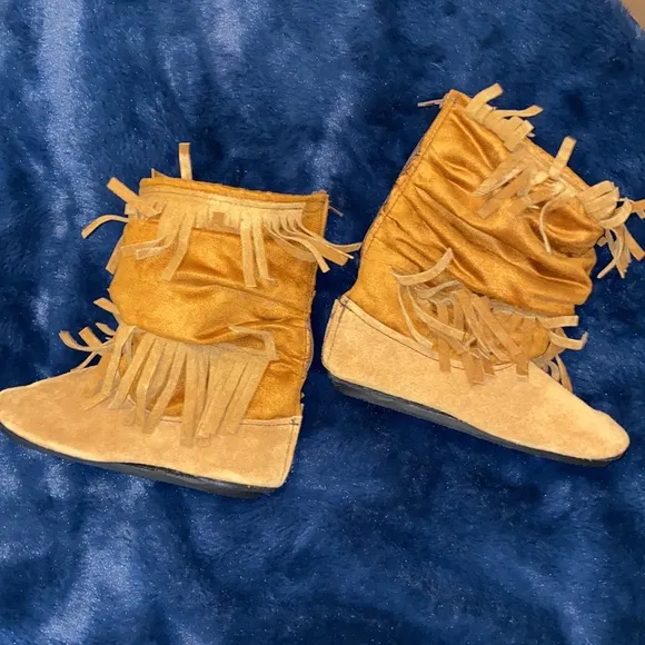 Gracious May Fringe Boots