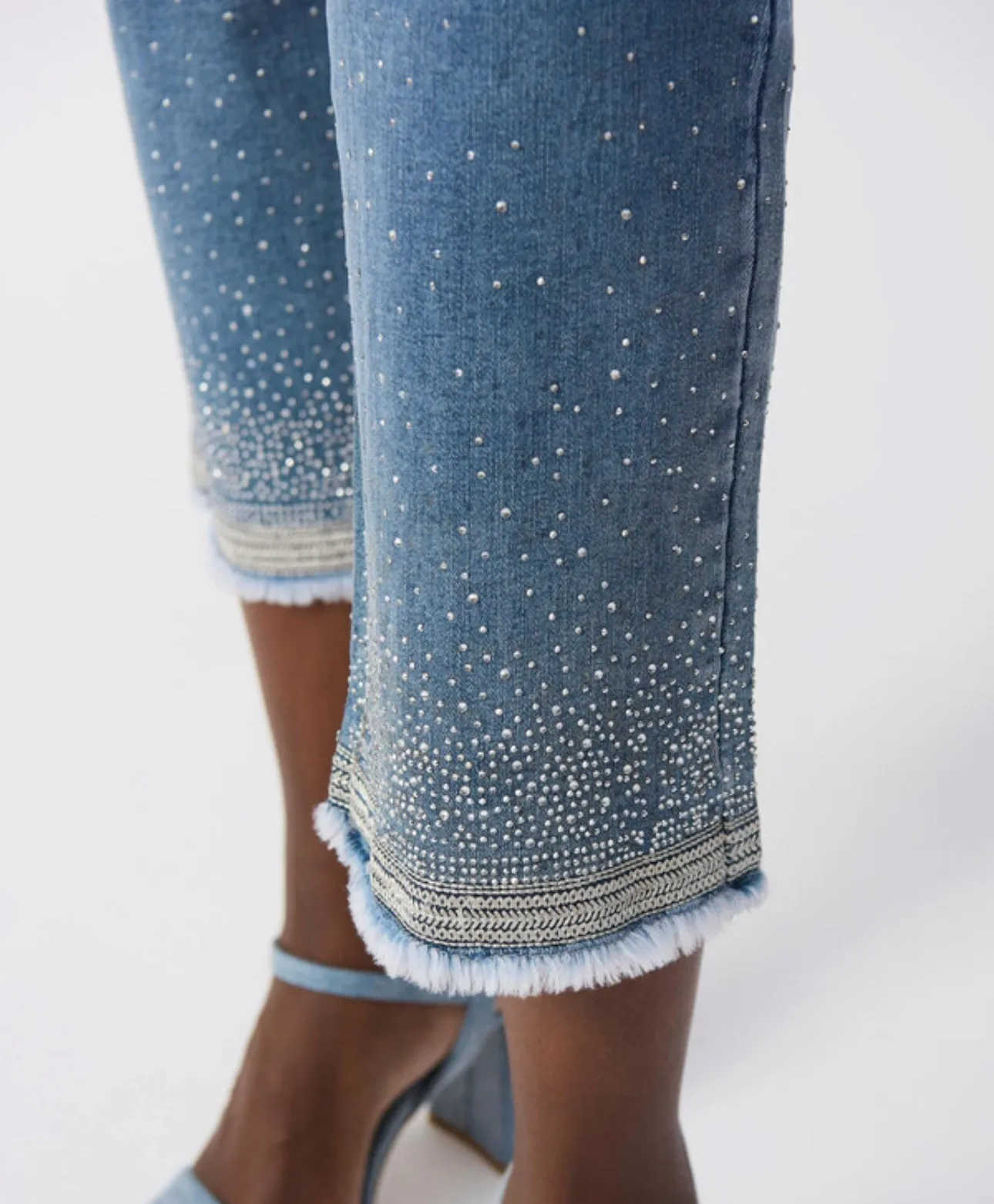 JOSEPH RIBKOFF- WOMEN’S DENIM JEANS 251956