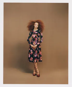Longsleeve Pleated Dress in Pink Dalhias