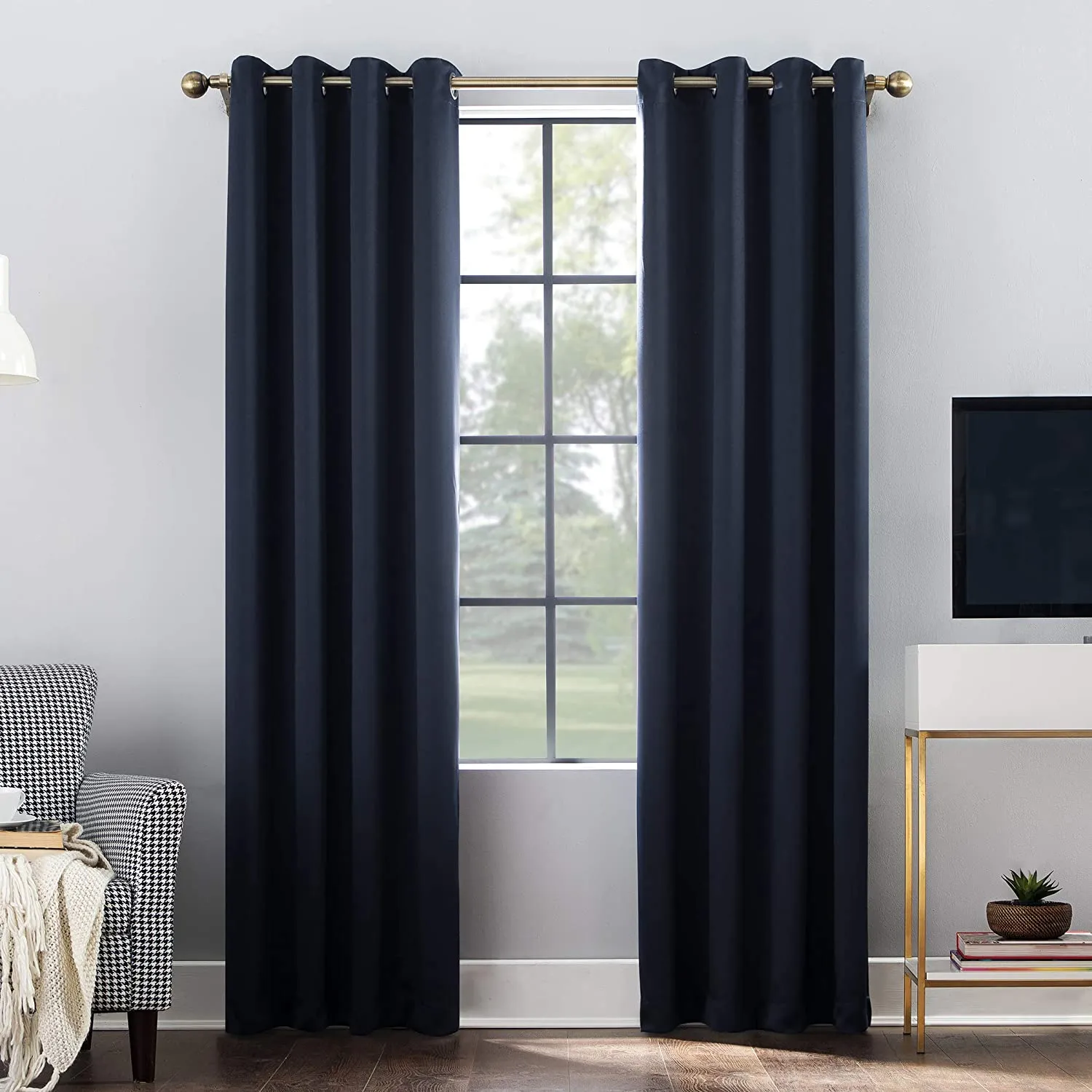 New Sun Zero Oslo Theater Grade Extreme 100% Blackout Grommet Curtain Panel, 52" X 84", Navy