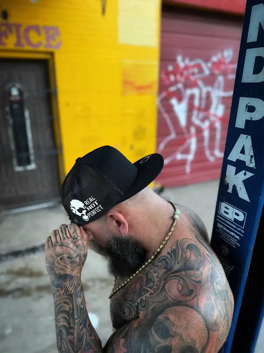 REAL NOT PERFECT SIDE STYLE BLACK HAT