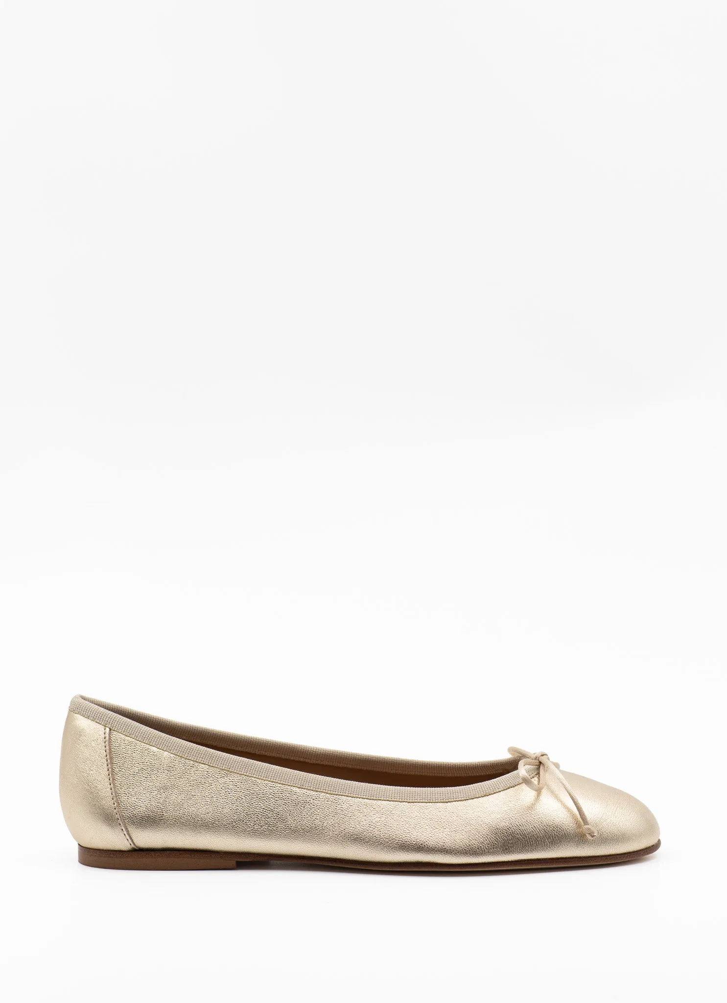 Scala in gold leather