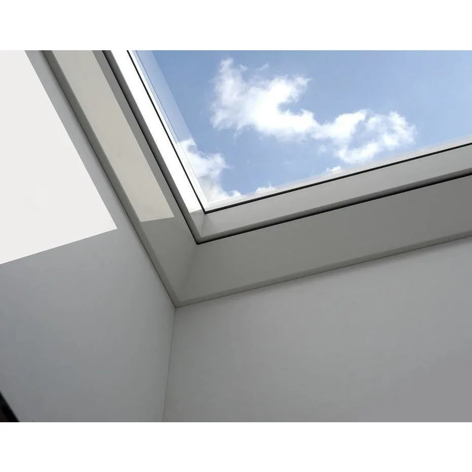 VELUX CFP 090090 S00G Clear Fixed Flat Roof Window (90 x 90 cm)