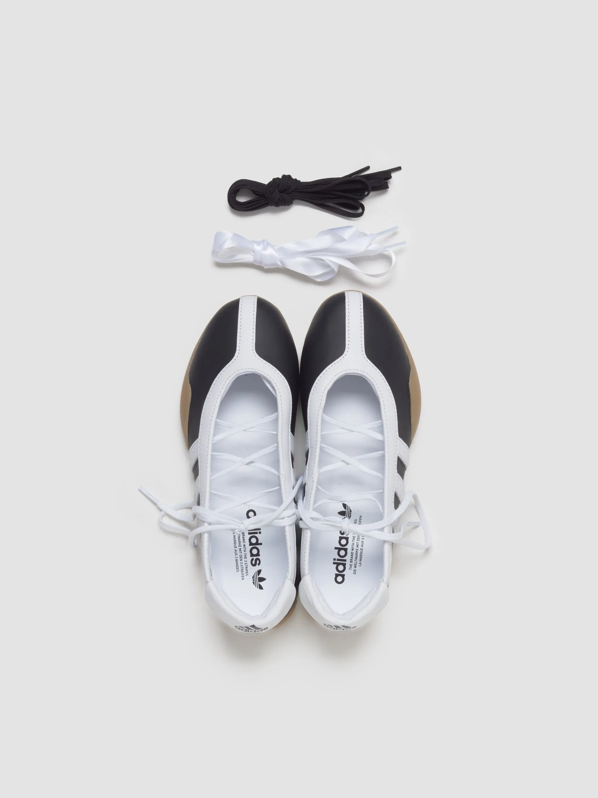 WMNS Taekwondo Mei Ballet Sneaker in Core Black & Cloud White
