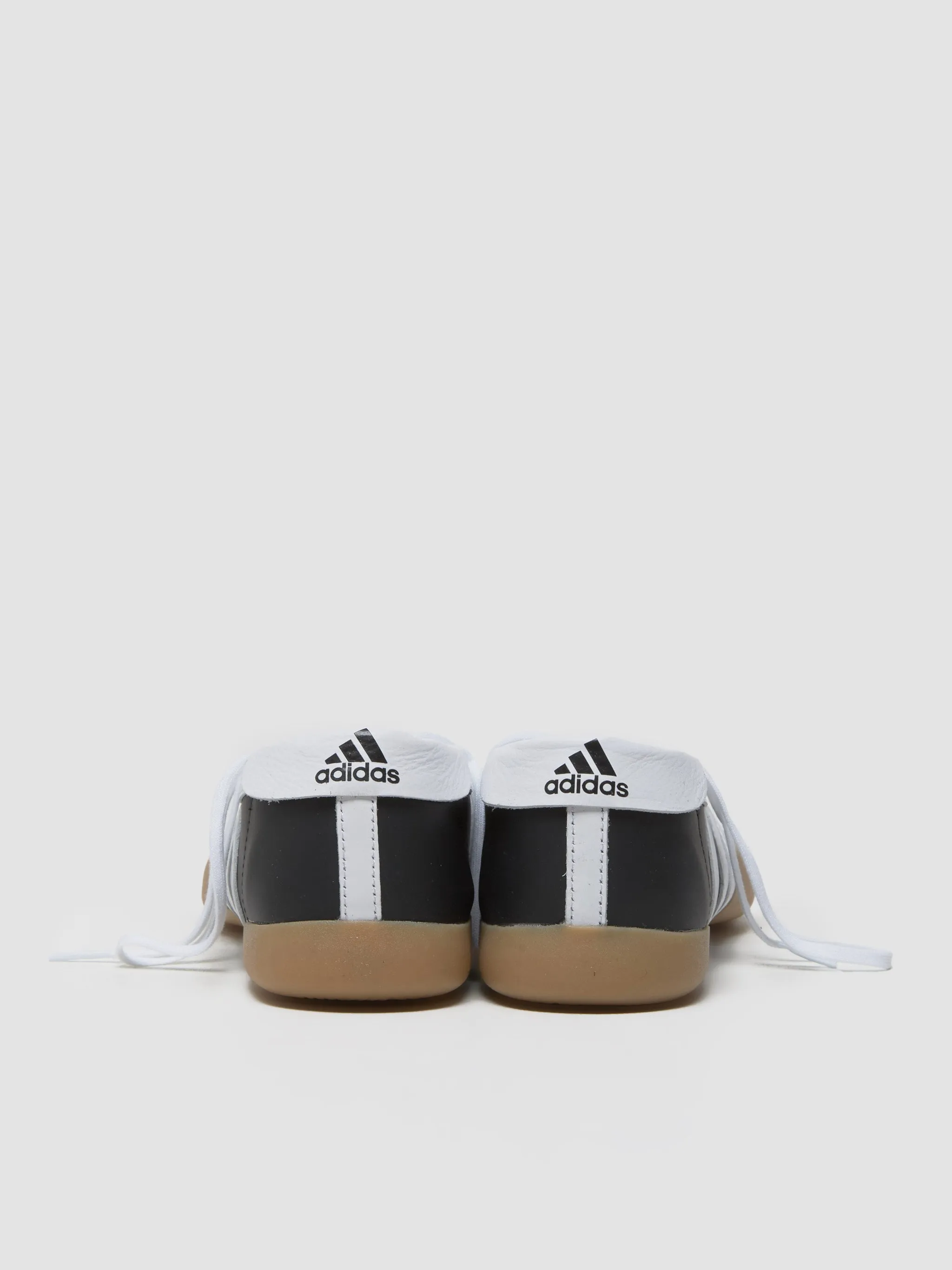 WMNS Taekwondo Mei Ballet Sneaker in Core Black & Cloud White