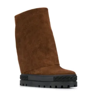 Woman Increased hidden platforms two wear mid-calf boot