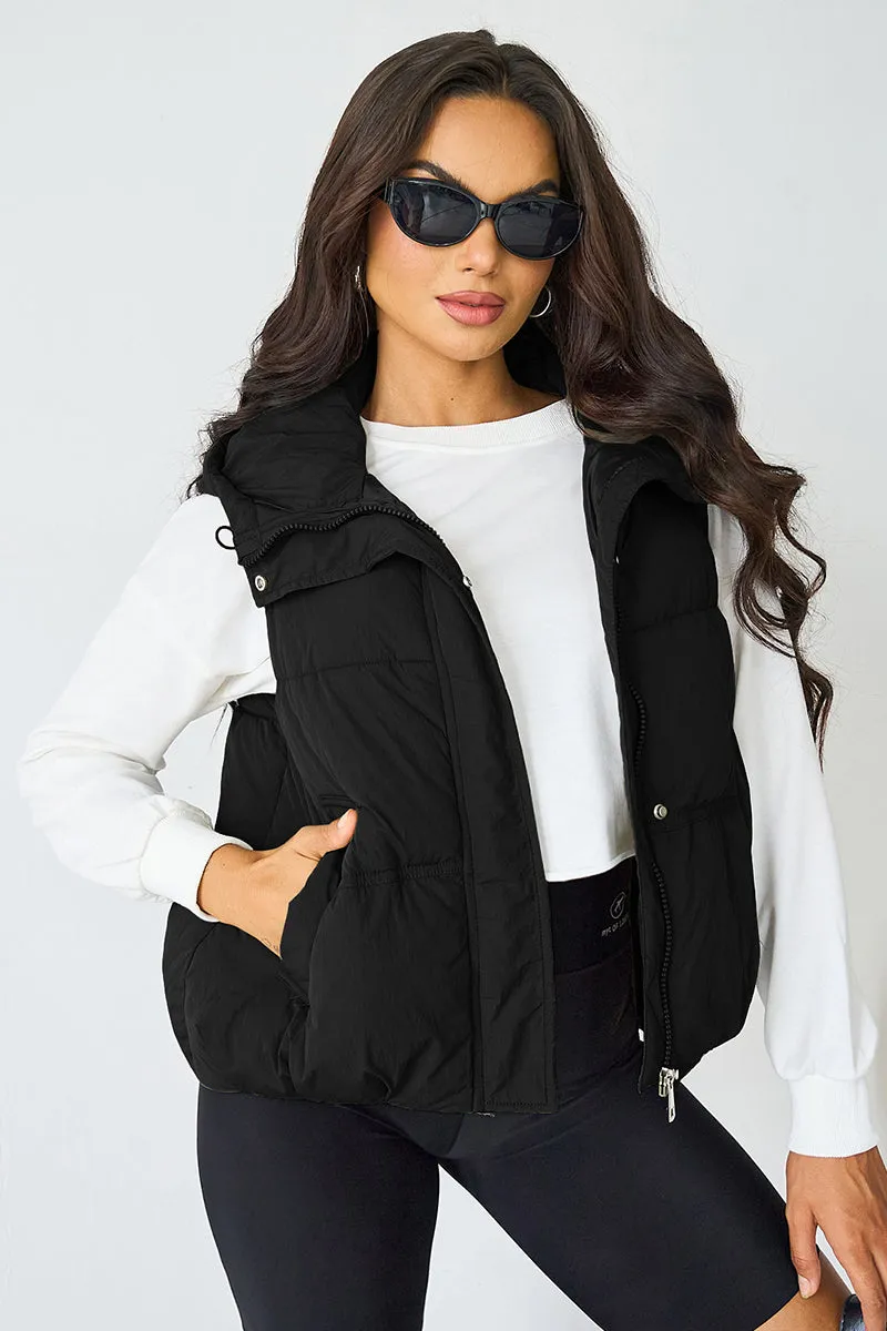 Women's Beige Fall & Winter Street Solid Color Hooded Zip-Up Thermal Vest